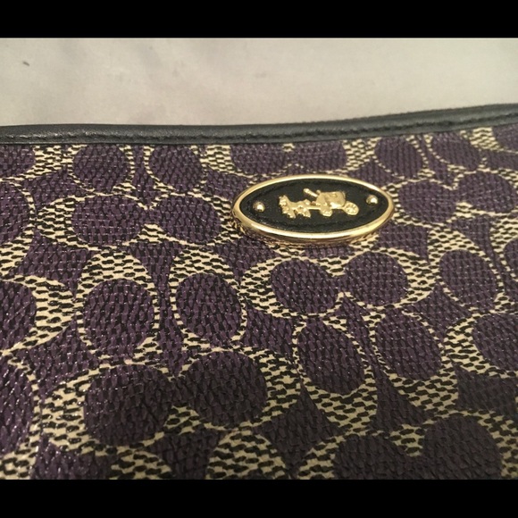 Coach Small Wristlet - Picture 3 of 9